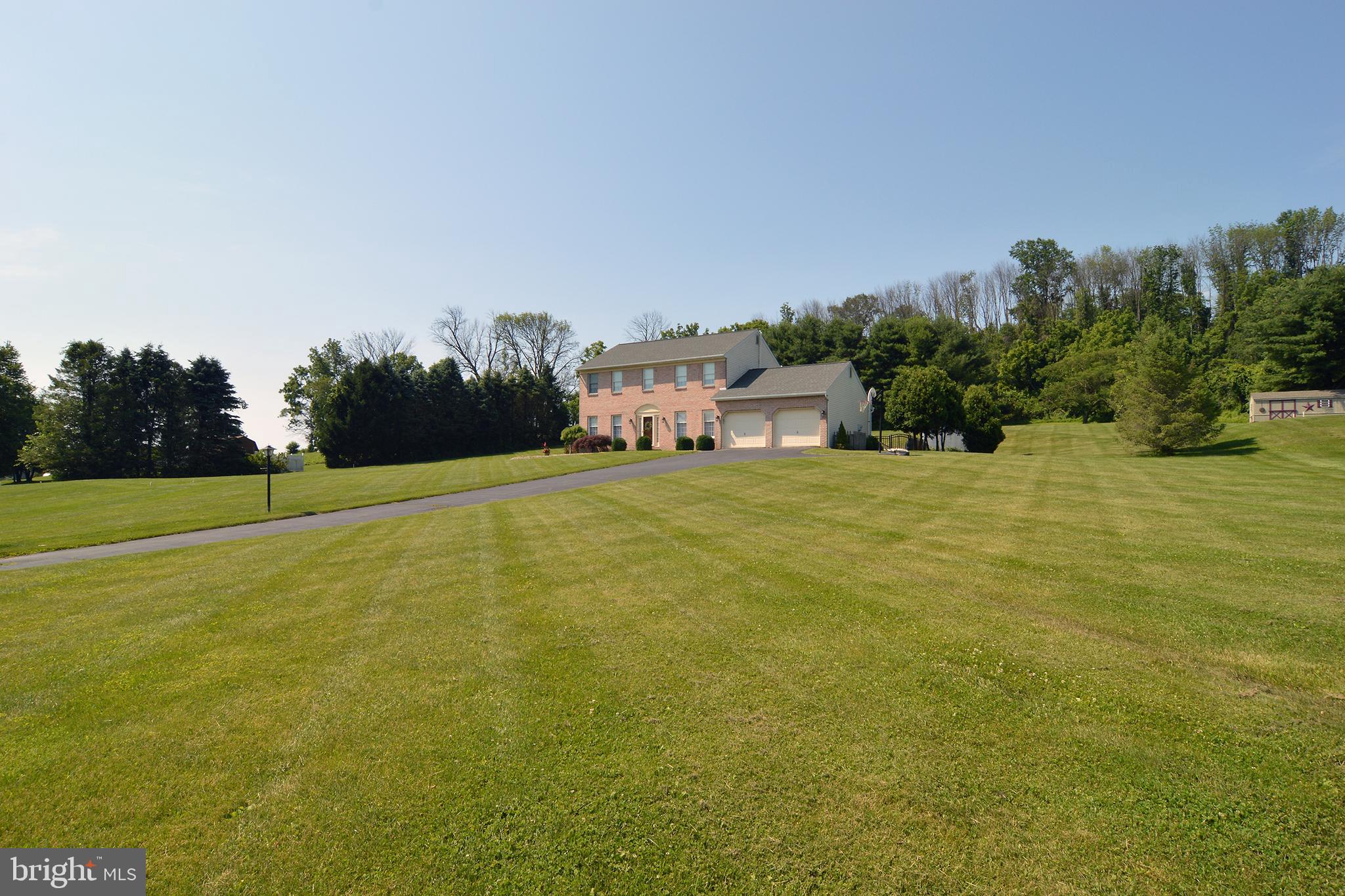 102 Meadowlark Road Reading, PA 19606 - Photo 6 of 56 Front Exterior