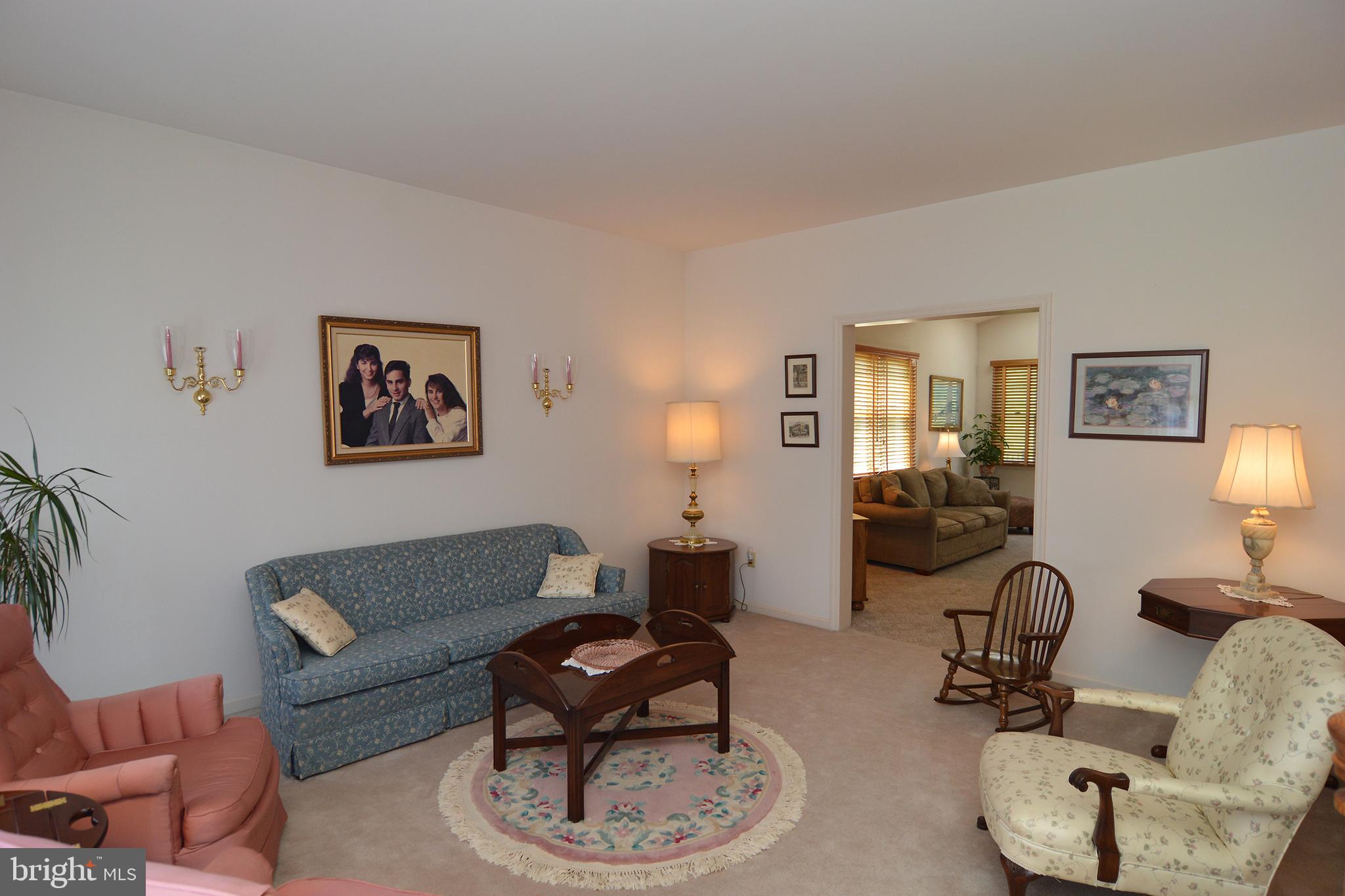102 Meadowlark Road Reading, PA 19606 - Photo 7 of 56 Living Room