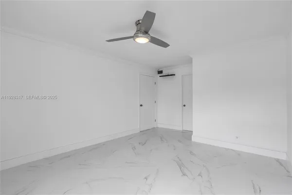 $3,000 | 12 Royal Palm Way, Unit 103, Boca Raton, FL 33432