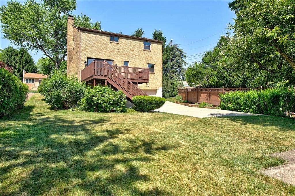 335 Twin Oaks Road Pittsburgh, PA 15243 - Photo 22 of 24 The well sized yard is lush with perennial landscaping.