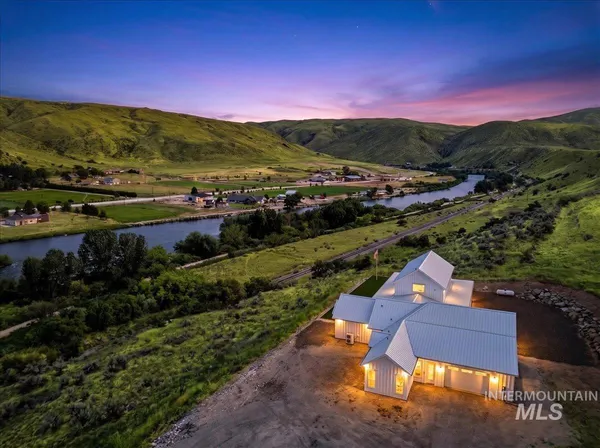$1,325,000 | 4301 Harmony Lane, Emmett, ID 83617
