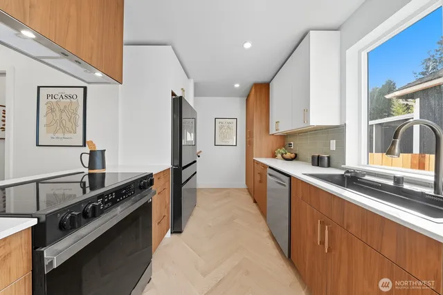 $1,788,000 | 1109 Northwest /1111 65th Street, Seattle, WA 98117