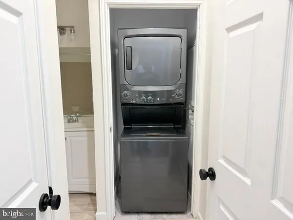 $1,900 | 20958 Timber Ridge Terrace, Unit 104, Ashburn, VA 20147