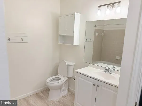 $1,900 | 20958 Timber Ridge Terrace, Unit 104, Ashburn, VA 20147