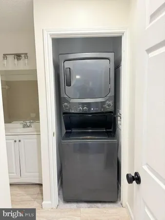 $1,900 | 20958 Timber Ridge Terrace, Unit 104, Ashburn, VA 20147