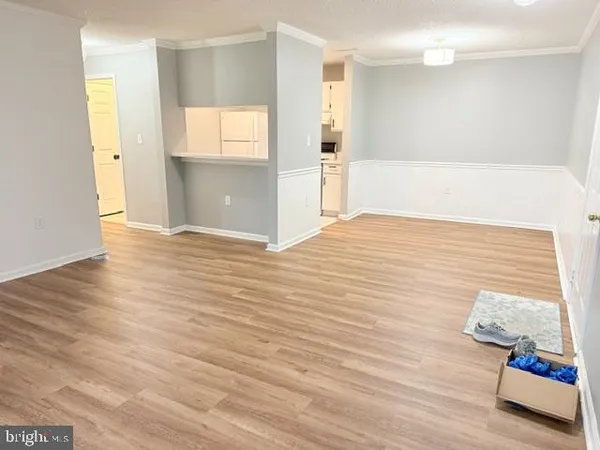 $1,900 | 20958 Timber Ridge Terrace, Unit 104, Ashburn, VA 20147