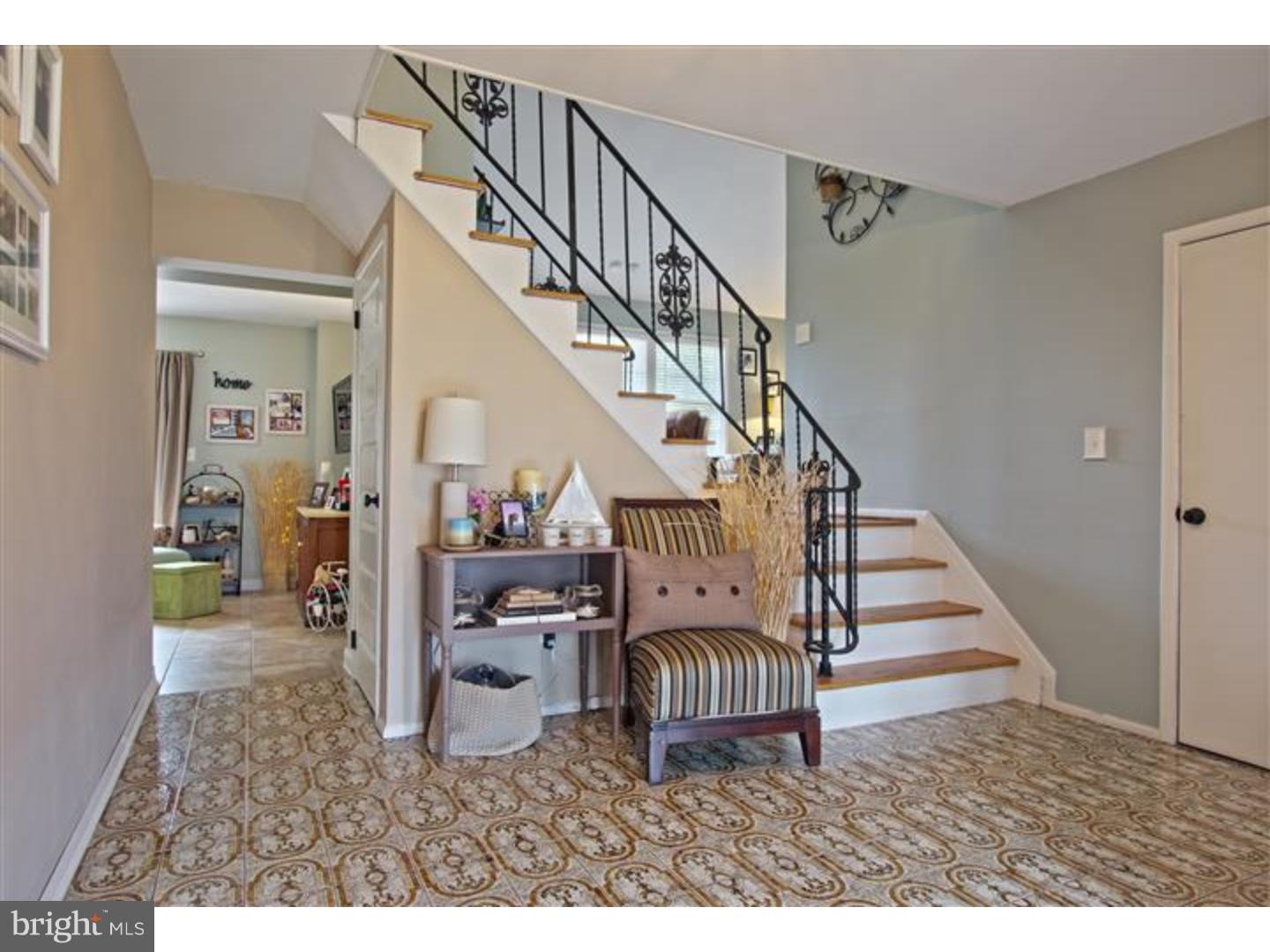 7 Springhill Drive Howell, NJ 07731 - Photo 3 of 25