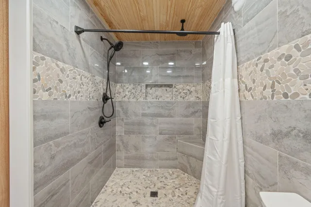 $325,000 | 300 Miracle Strip Parkway, Unit 3A, Mary Esther, FL 32569