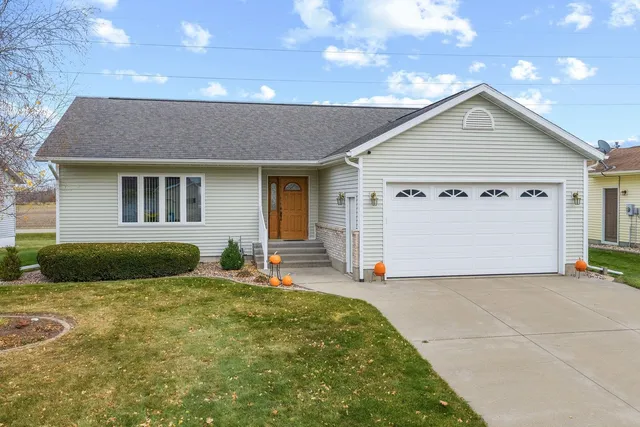 $345,000 | 52 Bindl Drive, Reedsburg, WI 53959