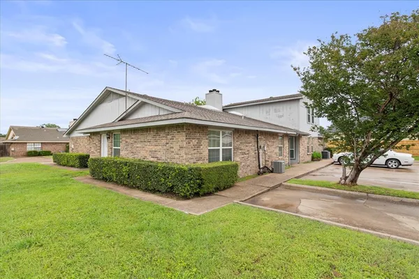 $1,385 | 4830 Gatewood Road, Garland, TX 75043