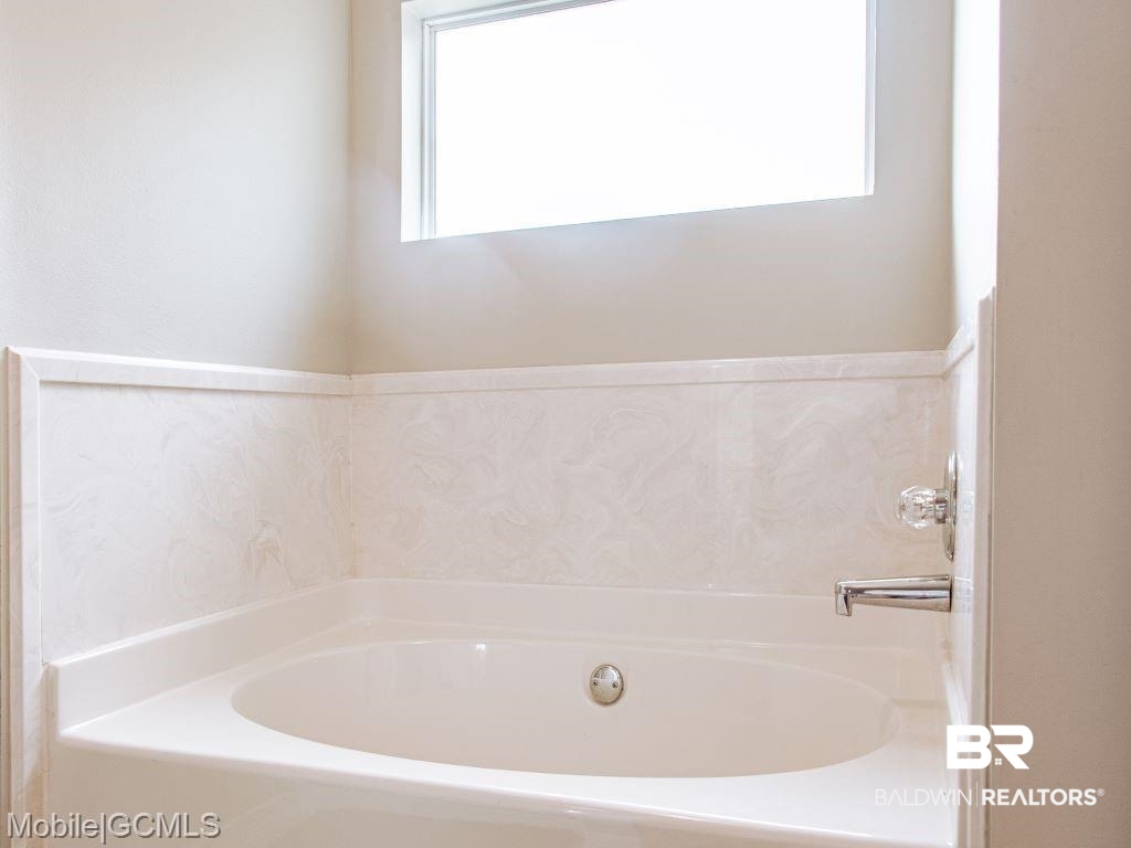8330 Jeptha Court Mobile, AL 36695 - Photo 7 of 26