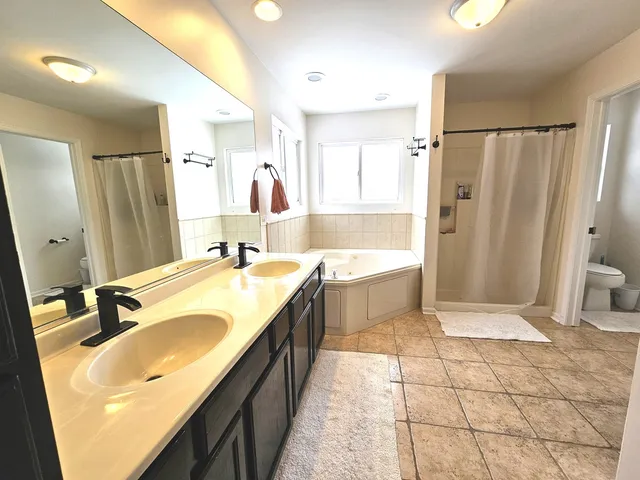 $459,999 | 5417 Christopher Drive, Oak Forest, IL 60452