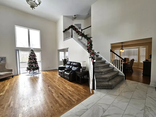 $459,999 | 5417 Christopher Drive, Oak Forest, IL 60452