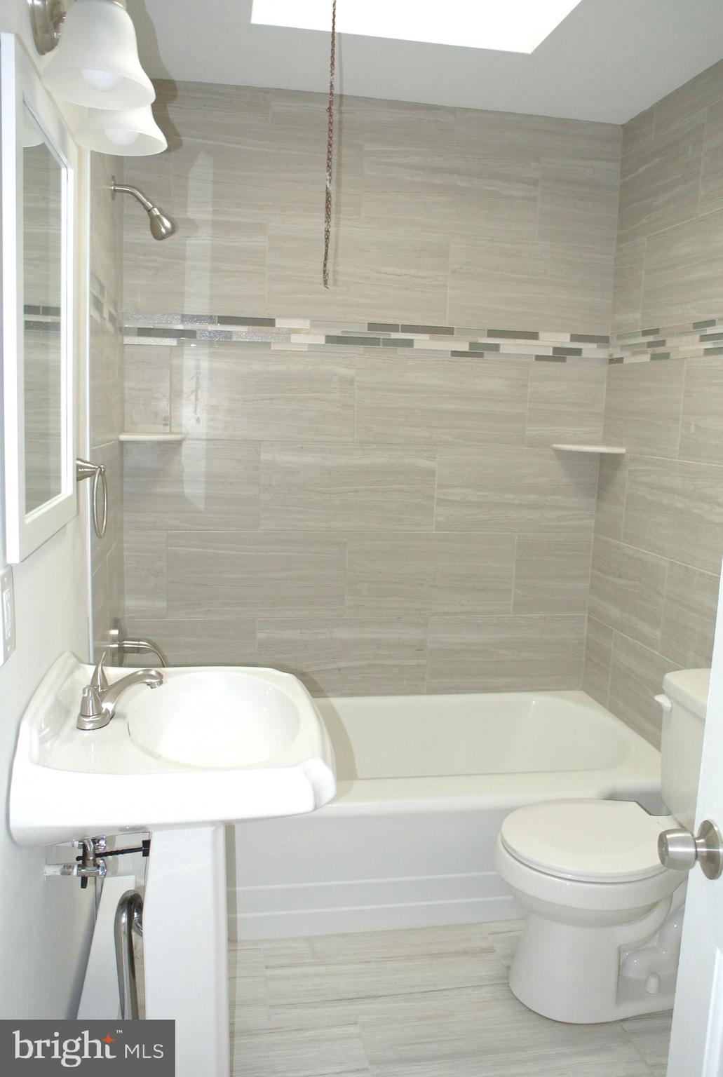 7143 Rutland Street Philadelphia, PA 19149 - Photo 10 of 16 Gallery Image 10