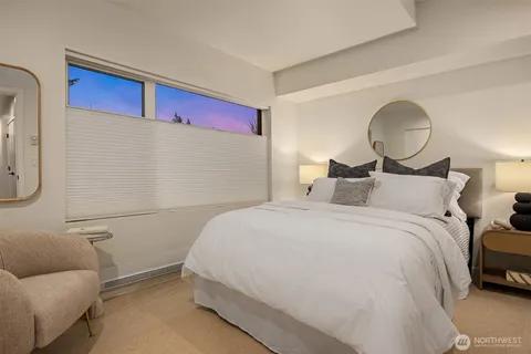 $950,000 | 522 Madrona Way Northeast, Unit 4, Bainbridge Island, WA 98110