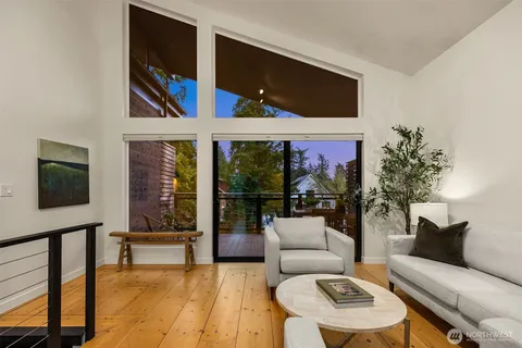 $950,000 | 522 Madrona Way Northeast, Unit 4, Bainbridge Island, WA 98110