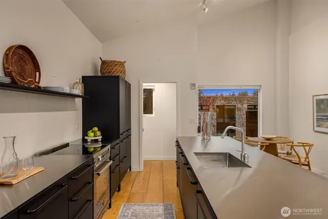 $950,000 | 522 Madrona Way Northeast, Unit 4, Bainbridge Island, WA 98110