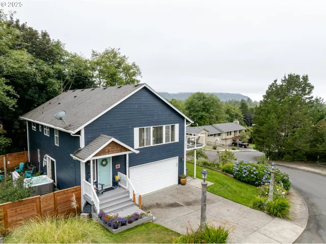 $750,000 | 1659 Whispering Pines Drive, Seaside, OR 97138