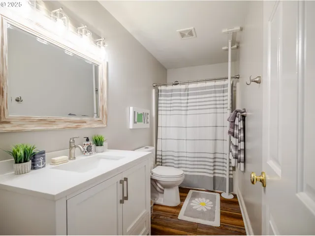 $750,000 | 1659 Whispering Pines Drive, Seaside, OR 97138