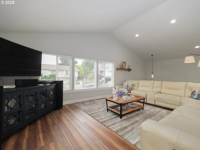 $750,000 | 1659 Whispering Pines Drive, Seaside, OR 97138