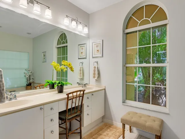 $1,399,000 | 60 La Costa Court, Vero Beach, FL 32963