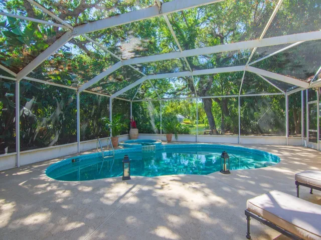 $1,399,000 | 60 La Costa Court, Vero Beach, FL 32963