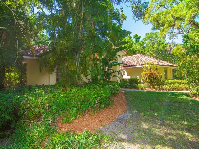 $1,399,000 | 60 La Costa Court, Vero Beach, FL 32963