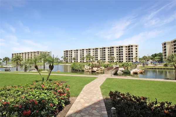 $10,000 | 5780 Midnight Pass Road, Unit 609, Sarasota, FL 34242
