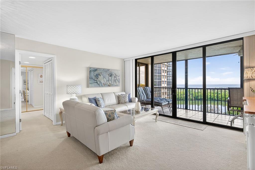 17 Bluebill Avenue, Unit 702 Naples, FL 34108 - Photo 12 of 27