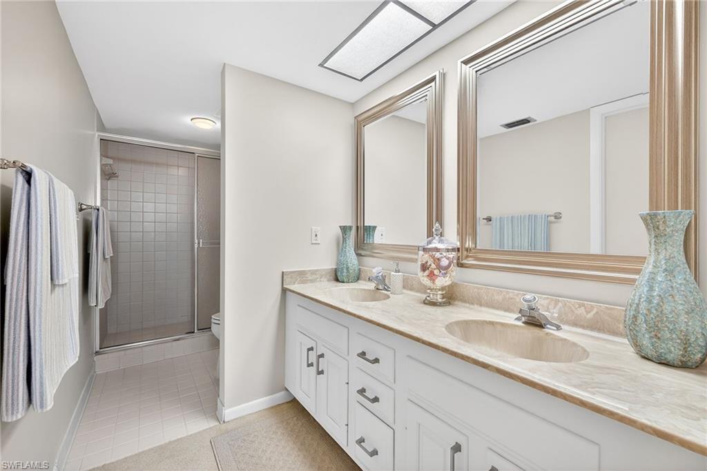 17 Bluebill Avenue, Unit 702 Naples, FL 34108 - Photo 16 of 27