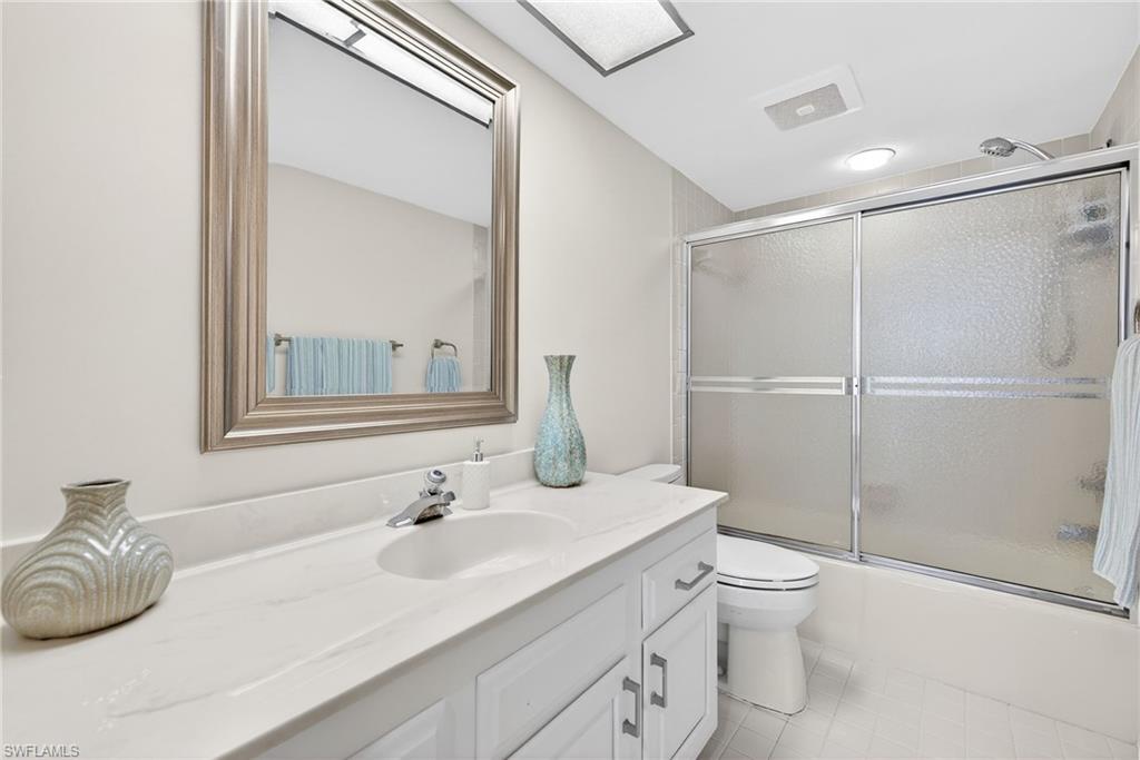 17 Bluebill Avenue, Unit 702 Naples, FL 34108 - Photo 18 of 27