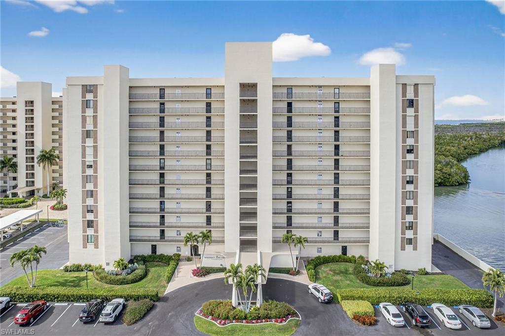 17 Bluebill Avenue, Unit 702 Naples, FL 34108 - Photo 23 of 27