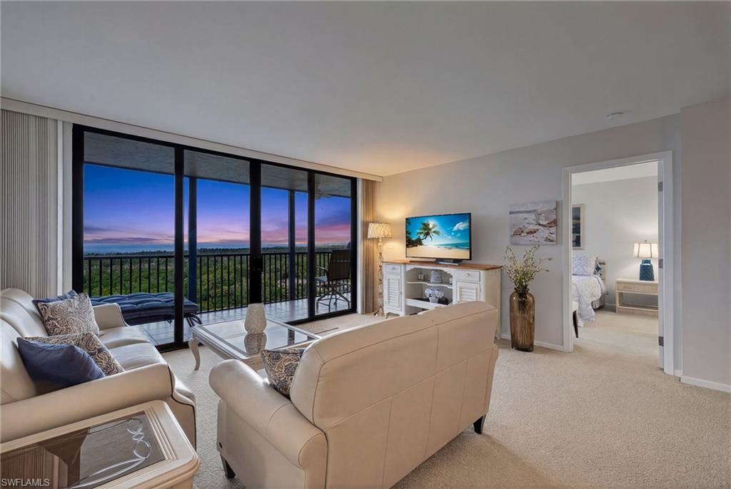 17 Bluebill Avenue, Unit 702 Naples, FL 34108 - Photo 3 of 27