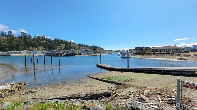 $699,950 | 3780 Oceanside Drive, Greenbank, WA 98253