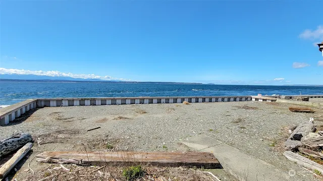 $699,950 | 3780 Oceanside Drive, Greenbank, WA 98253