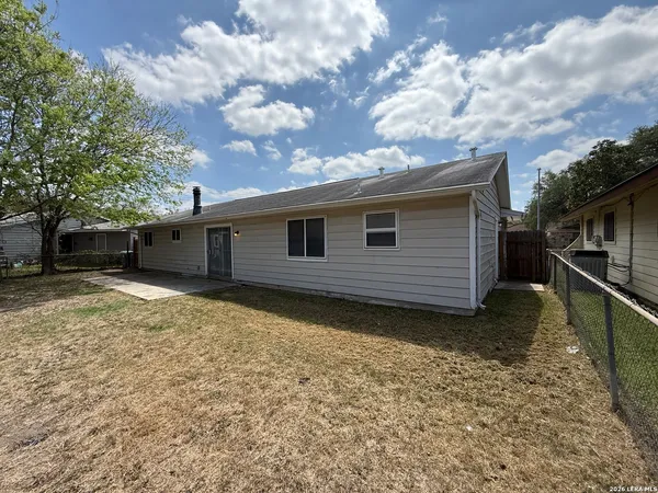 $1,750 | 5015 David Scott Drive, Kirby, TX 78219