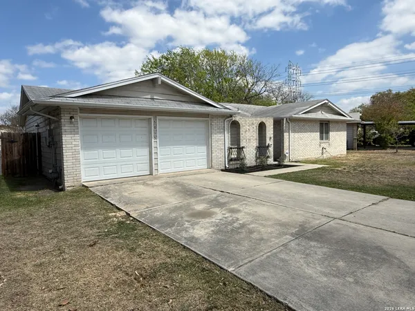 $1,750 | 5015 David Scott Drive, Kirby, TX 78219