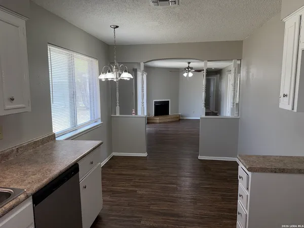 $1,750 | 5015 David Scott Drive, Kirby, TX 78219