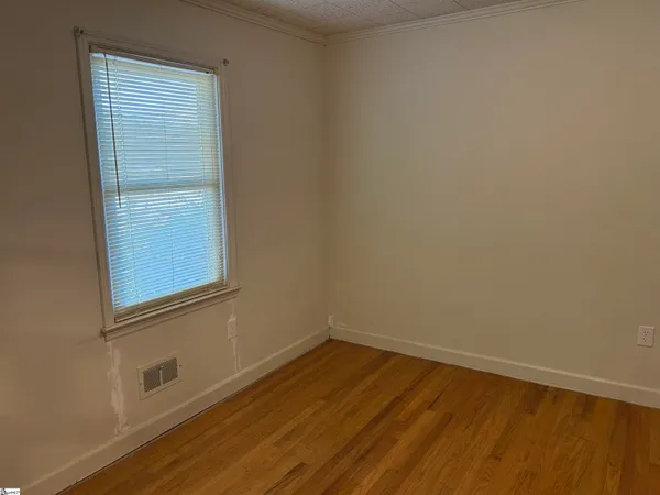 $279,900 | 1598 Sunset Boulevard, Clinton, SC 29325