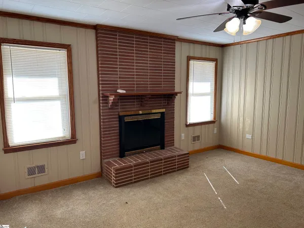 $279,900 | 1598 Sunset Boulevard, Clinton, SC 29325