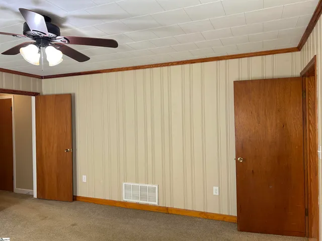 $279,900 | 1598 Sunset Boulevard, Clinton, SC 29325