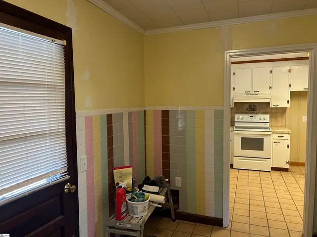 $279,900 | 1598 Sunset Boulevard, Clinton, SC 29325