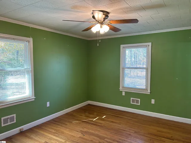 $279,900 | 1598 Sunset Boulevard, Clinton, SC 29325