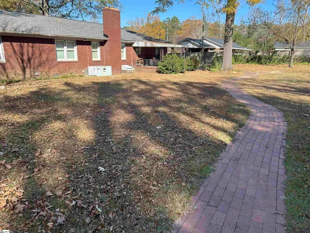 $279,900 | 1598 Sunset Boulevard, Clinton, SC 29325