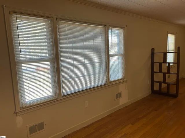 $279,900 | 1598 Sunset Boulevard, Clinton, SC 29325