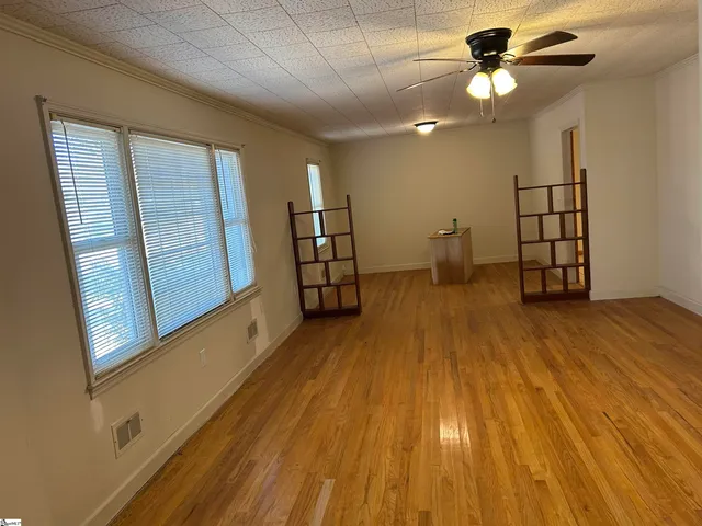 $279,900 | 1598 Sunset Boulevard, Clinton, SC 29325