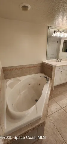 $3,000 | 134 Starboard Lane, Unit 202, Merritt Island, FL 32953