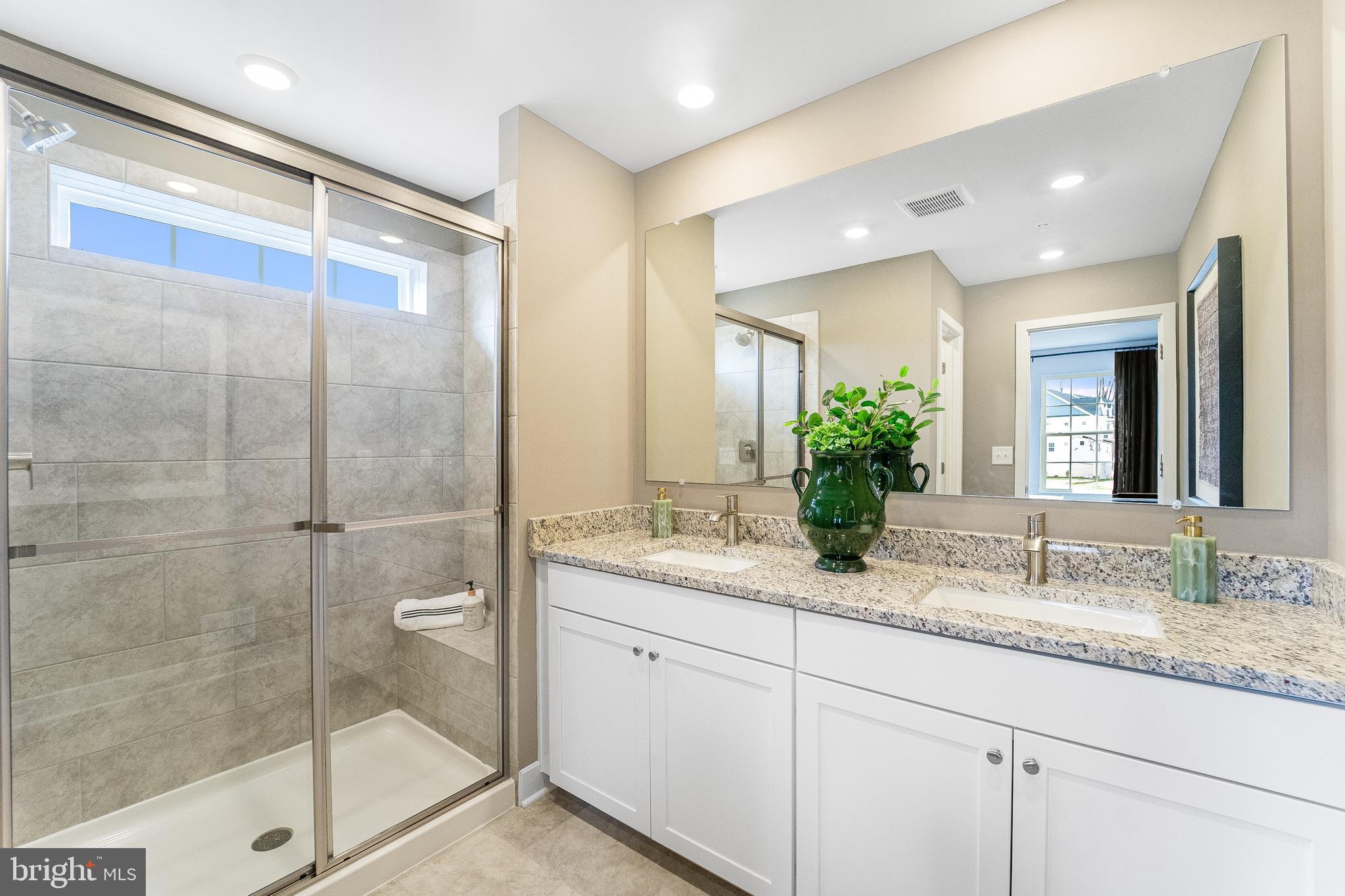 1722 Water Xing Road Baltimore, MD 21208 - Photo 9 of 14 Owners Bath