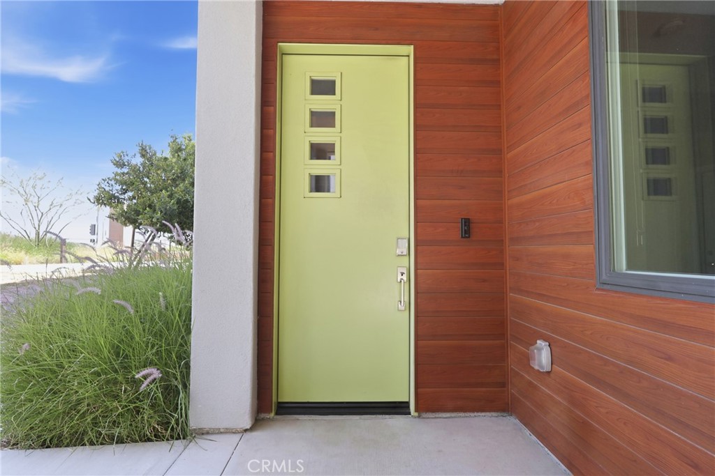 253 Waypoint Tustin, CA 92782 - Photo 8 of 56