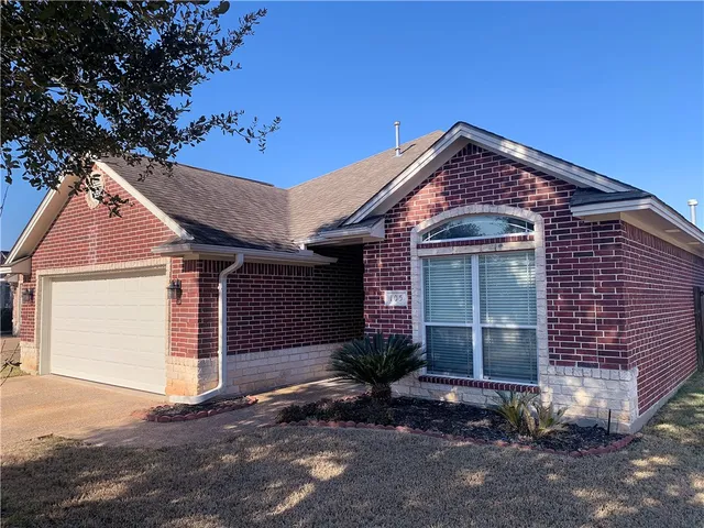 $1,800 | 105 Karten Lane, College Station, TX 77845
